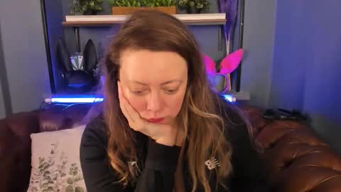 Snapshot of jessica_foxie chatting on March 7, 12:01 pm Jessica online show from March 7, 12:01 pm