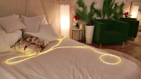 Jessica online show from March 5, 3:19 pm