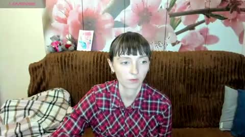 jessicaforris online show from June 16, 7:09 am