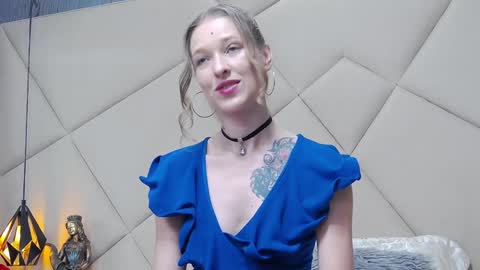 Snapshot of jessicagibson chatting on January 20, 3:28 pm Jessica online show from January 20, 3:28 pm