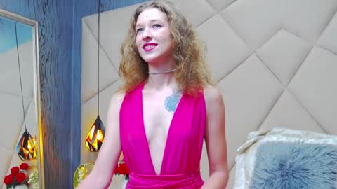 Snapshot of jessicagibson chatting on February 4, 3:26 pm Jessica online show from February 4, 3:26 pm