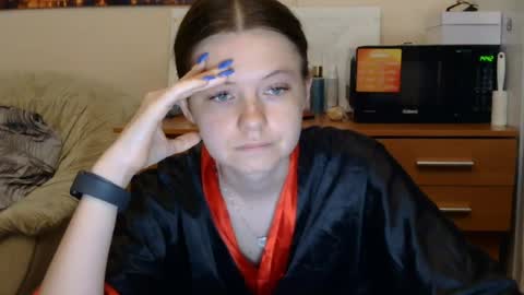 jessicaholland1 online show from June 30, 6:07 pm