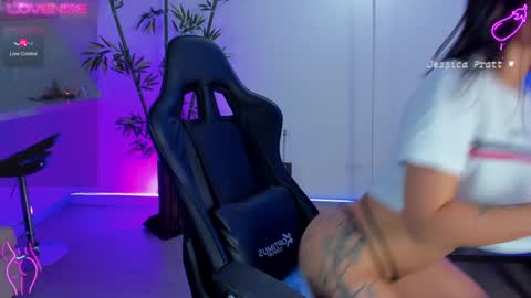  Jessica Pratt  IG jessicaxpratt online show from January 16, 7:52 pm