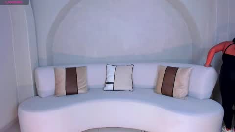 JESS online show from October 14, 9:34 am