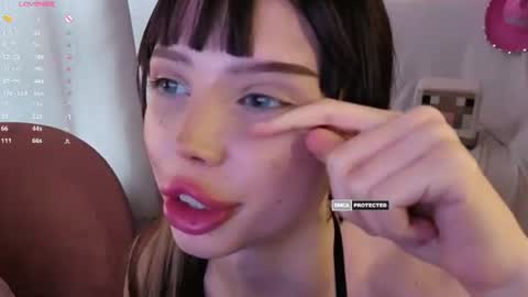 jessie_johns online show from June 11, 3:31 pm