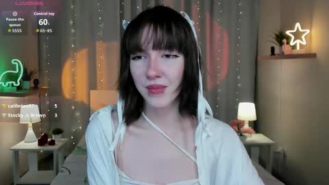 jessiefrost online show from November 3, 8:13 pm