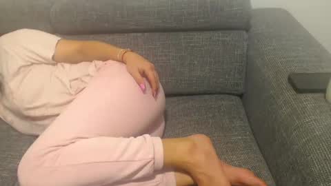 jessiestar3 online show from March 2, 1:15 am