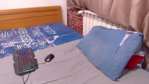 jessiestar3 online show from July 25, 7:04 am