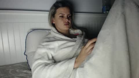 jessieryan online show from February 11, 4:03 am