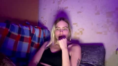jessika_evans online show from December 5, 7:59 pm