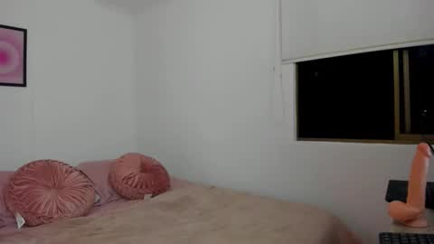 Snapshot of jessy_riios chatting on October 14, 10:56 pm jessy_riios online show from October 14, 10:56 pm