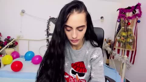 Snapshot of jessystarrr chatting on January 2, 7:29 pm Jessy online show from January 2, 7:29 pm