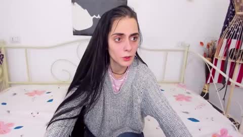 Snapshot of jessystarrr chatting on February 12, 4:44 pm Jessy online show from February 12, 4:44 pm