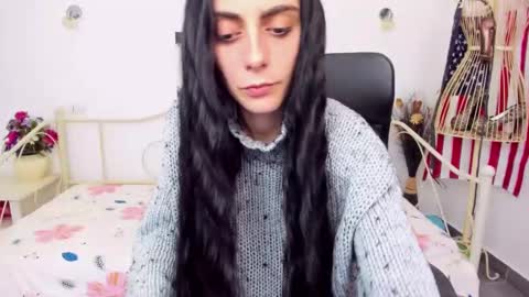 Snapshot of jessystarrr chatting on January 23, 3:32 pm Jessy online show from January 23, 3:32 pm