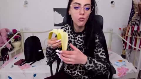 Snapshot of jessystarrr chatting on February 10, 9:04 pm Jessy online show from February 10, 9:04 pm