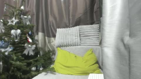 Jessy online show from December 15, 8:14 pm