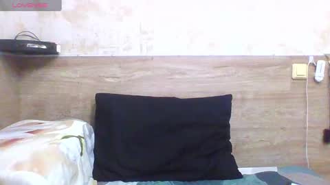 Bye everyone i cant see any reason to stay here wish u luck online show from December 23, 7:06 am