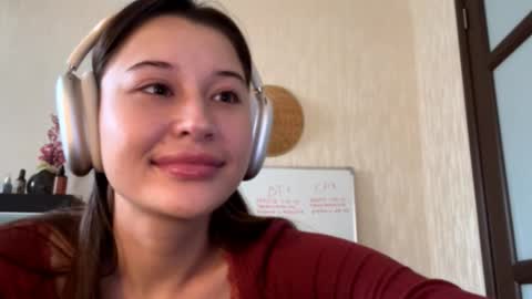 Snapshot of jesusitacatts chatting on October 16, 8:17 am Lynn online show from October 16, 8:17 am