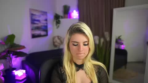 Jet online show from May 24, 8:19 pm