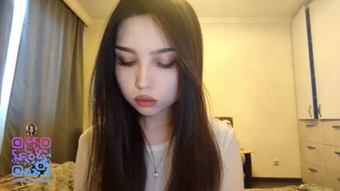 I am Gina ntmu Lets hit 10 Thumbs Up together online show from February 12, 7:32 am