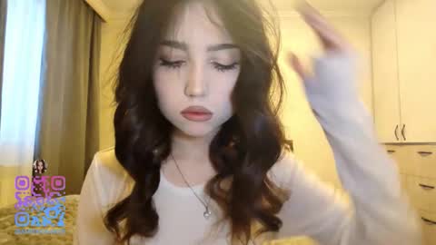 I am Gina ntmu Lets hit 10 Thumbs Up together online show from February 3, 5:27 am