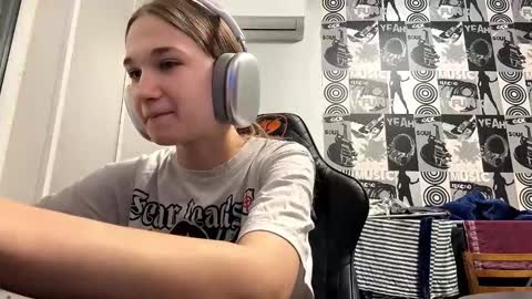 Helgi online show from November 25, 2:52 pm