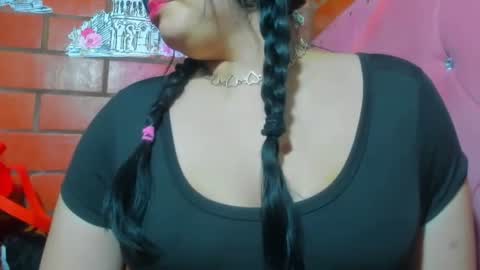 Snapshot of jezzy777rabitt chatting on January 5, 2:27 am Stif Universe online show from January 5, 2:27 am