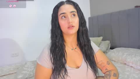 Snapshot of jhacky_sweet chatting on September 29, 3:11 am jhackelin My independent account online show from September 29, 3:11 am