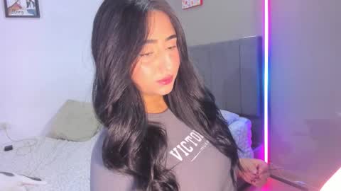 Snapshot of jhacky_sweet chatting on October 19, 10:34 pm jhackelin My independent account online show from October 19, 10:34 pm