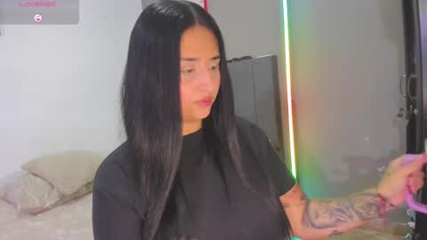 Snapshot of jhacky_sweet chatting on October 7, 2:27 am jhackelin My independent account online show from October 7, 2:27 am