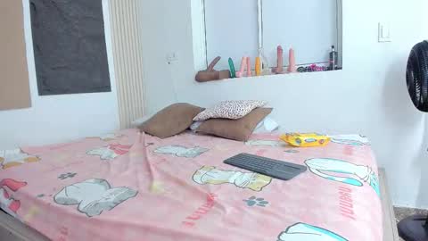 jheremy_wen online show from December 19, 7:28 pm