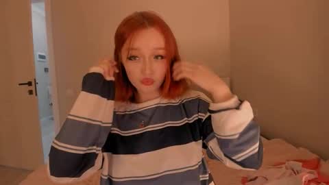 Snapshot of ji_yon_1 chatting on October 8, 2:10 pm yuna online show from October 8, 2:10 pm