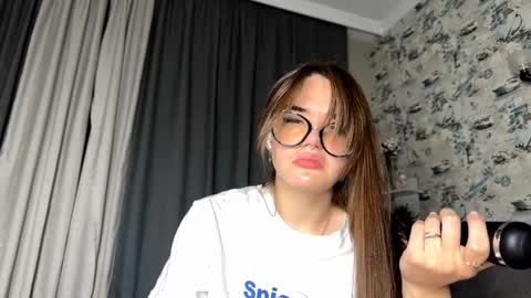 Snapshot of jinny_garland chatting on October 4, 6:45 pm Jinny online show from October 4, 6:45 pm