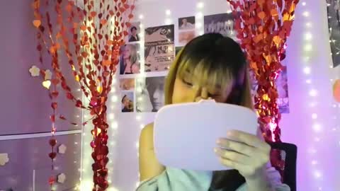 Minaa  online show from February 21, 12:44 am