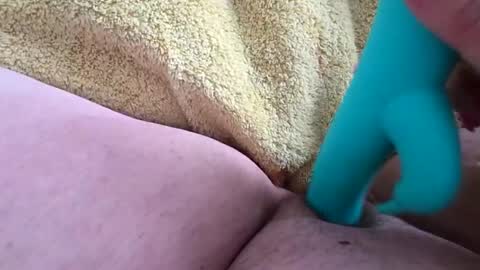 jlp7509 online show from May 14, 12:33 pm