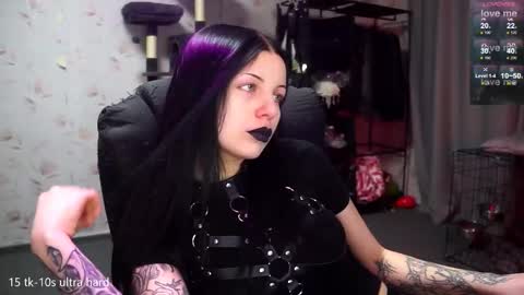 joan_wilson online show from February 25, 8:40 pm