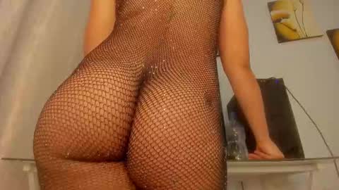 Snapshot of joanyo_brown chatting on September 17, 6:11 am joanyo_brown online show from September 17, 6:11 am