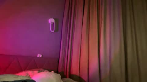 Amaya online show from November 23, 5:03 pm