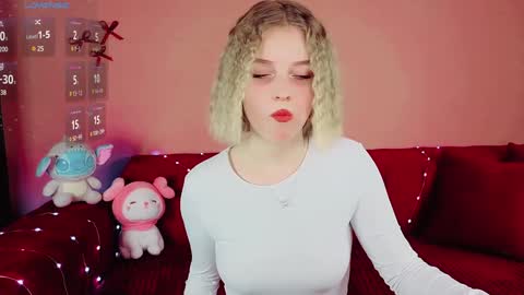 Snapshot of joice_queen chatting on January 7, 9:35 pm Paula online show from January 7, 9:35 pm