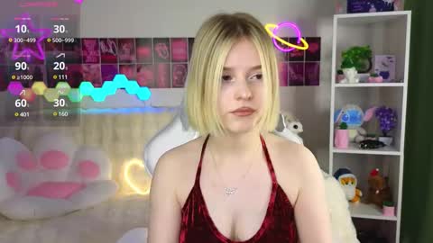 Snapshot of joice_queen chatting on February 21, 9:22 pm Paula online show from February 21, 9:22 pm