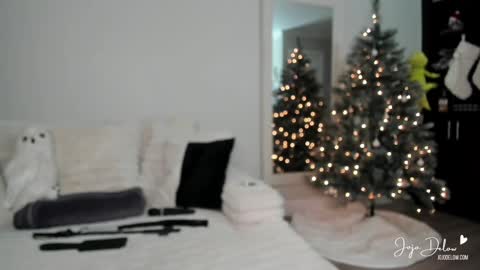    online show from December 28, 4:51 am