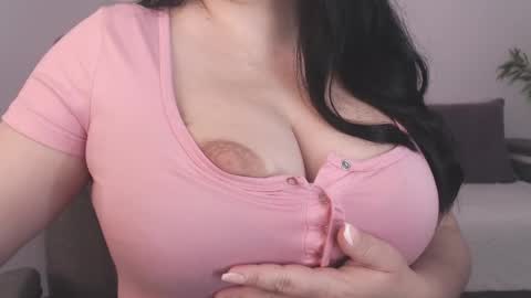 Jolene online show from March 25, 8:28 am