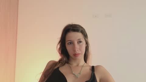 Snapshot of jolie_lov chatting on October 15, 1:57 pm jolie_lov online show from October 15, 1:57 pm