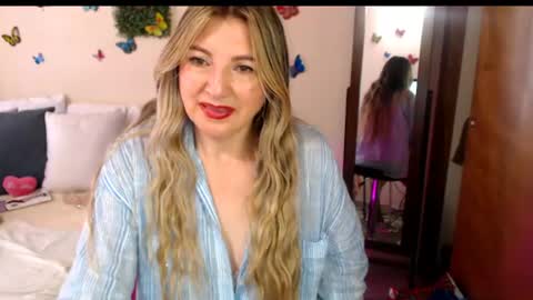 Jolie Mature online show from June 24, 10:31 pm