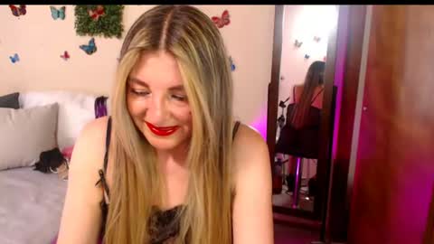 Jolie Mature online show from June 16, 10:33 pm