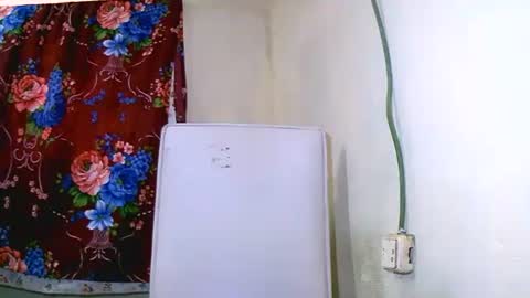 joliekah27 online show from January 26, 4:20 am