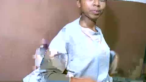 joliekah27 online show from March 7, 4:00 pm