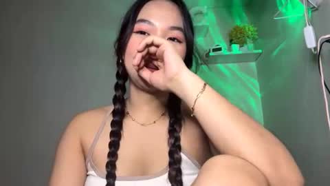 Emma online show from July 28, 11:17 am