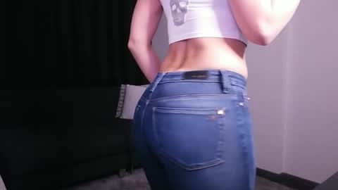 Snapshot of jonesalesya chatting on March 2, 12:03 pm AlesyaJ online show from March 2, 12:03 pm