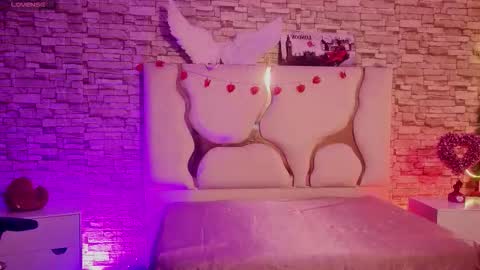 Joselyn  online show from February 11, 12:06 pm